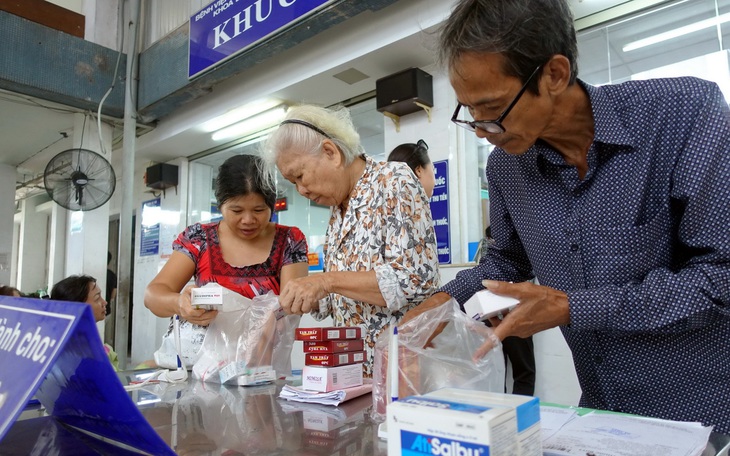 Ai được Quỹ bảo hiểm y tế trả tiền tỉ khi mua bảo hiểm?