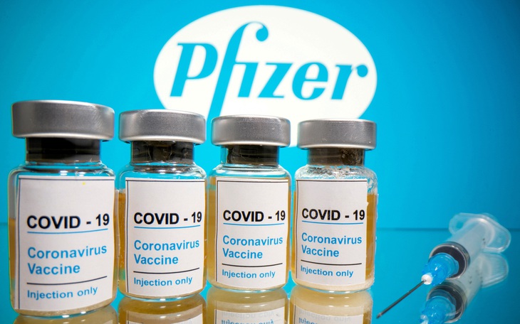 Pfizer hứa có giấy phép thì 