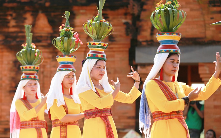 Người Chăm ở Lâm Đồng rộn ràng vào mùa lễ hội Katê - Ảnh 5.