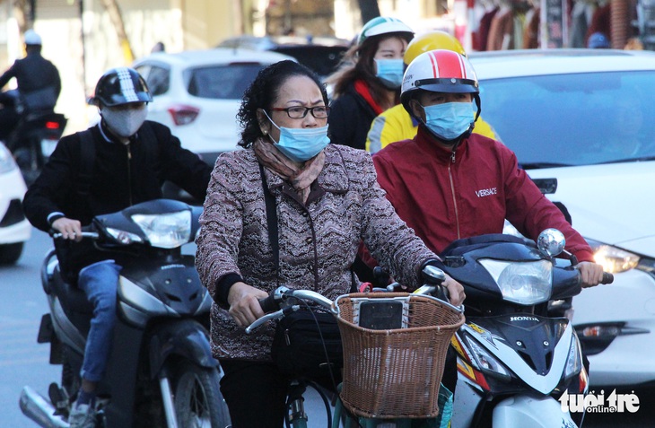 Hà Nội rét 15 độ C - Ảnh 2.