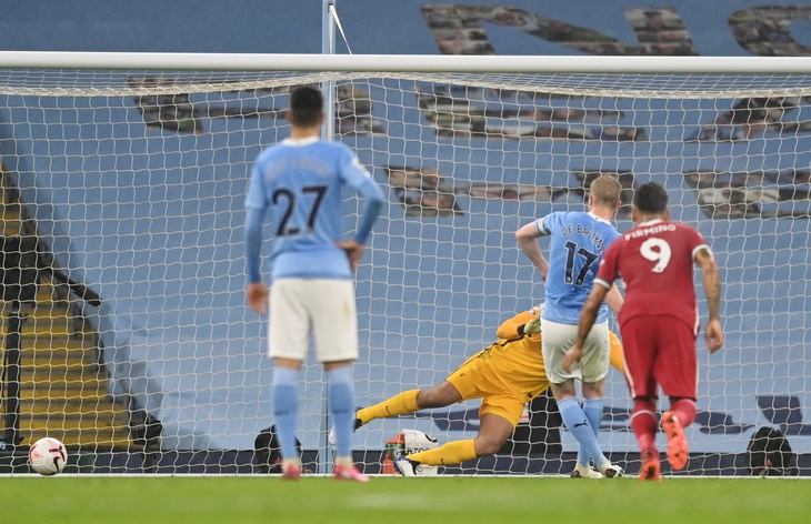 De Bruyne đá hỏng penalty, Man City bị Liverpool cầm chân - Ảnh 3.