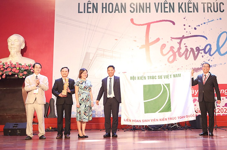 ĐH Duy Tân giành nhiều giải thưởng tại Festival Kiến trúc 2020 - Ảnh 3.