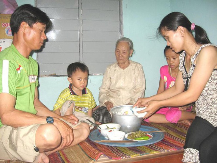 Phía sau những cuộc trùng phùng đặc biệt - Kỳ 2: Hành trình tìm mẹ của Hoàng sói hoang - Ảnh 1.