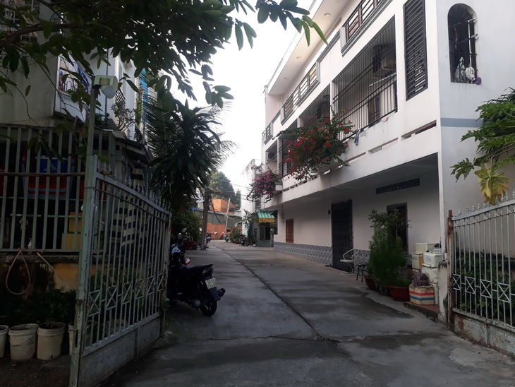 Khi nhà dân ở trong nhà trường - Ảnh 2.