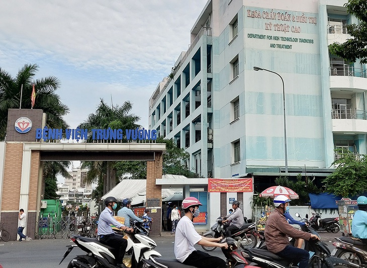 Mổ chui: cần phải chấn chỉnh, kiểm soát - Ảnh 1. Mổ chui: cần phải chấn chỉnh, kiểm soát - Ảnh 1.