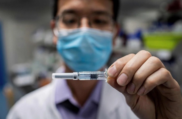 Trung Quốc khoe có 600 triệu liều vắc xin sẵn sàng dùng trong năm nay - Ảnh 1. Trung Quốc khoe có 600 triệu liều vắc xin sẵn sàng dùng trong năm nay - Ảnh 1.