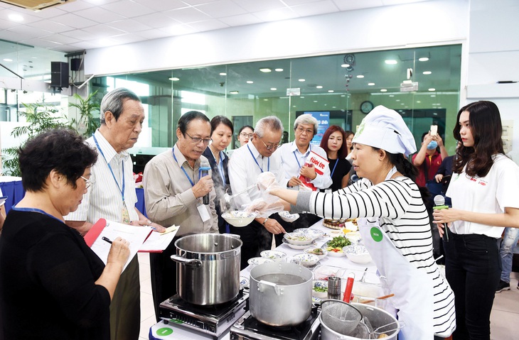 Nấu phở sẽ đơn giản như nấu cơm - Ảnh 1. Nấu phở sẽ đơn giản như nấu cơm - Ảnh 1.