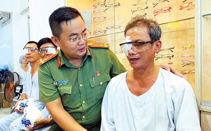 Công chức, viên chức trẻ lấy chuyên môn làm tình nguyện ở biên giới - Ảnh 6.