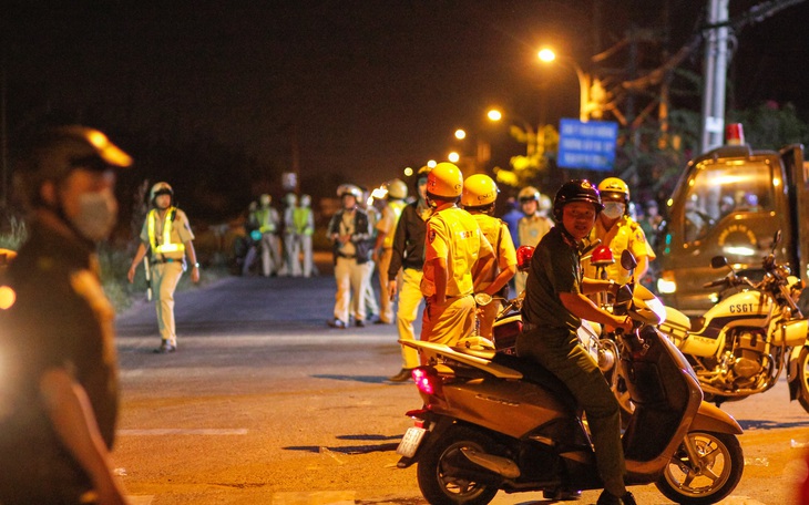 Tuấn ‘khỉ’ bị tiêu diệt, cảnh sát thâu đêm phong tỏa hiện trường