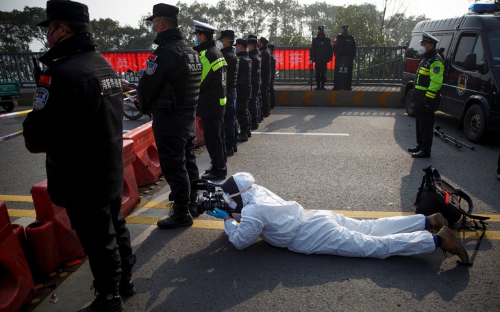 12 ngày đưa tin dọc giới tuyến Hồ Bắc mùa dịch COVID-19 của phóng viên Reuters