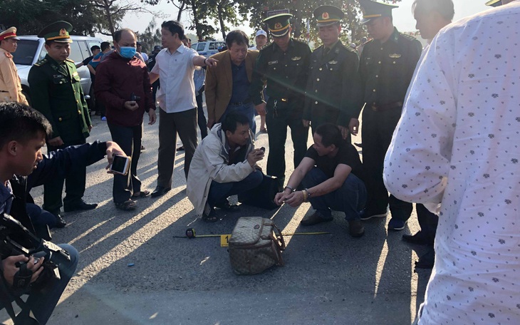 Chặn bắt xe hơi, đánh án ma túy 