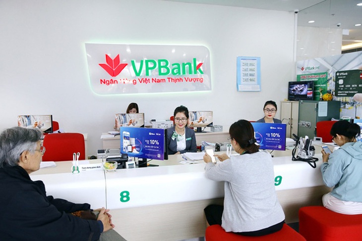 Chỉ 4% lượng giao dịch diễn ra tại quầy, VPBank đã làm như thế nào? - Ảnh 1.