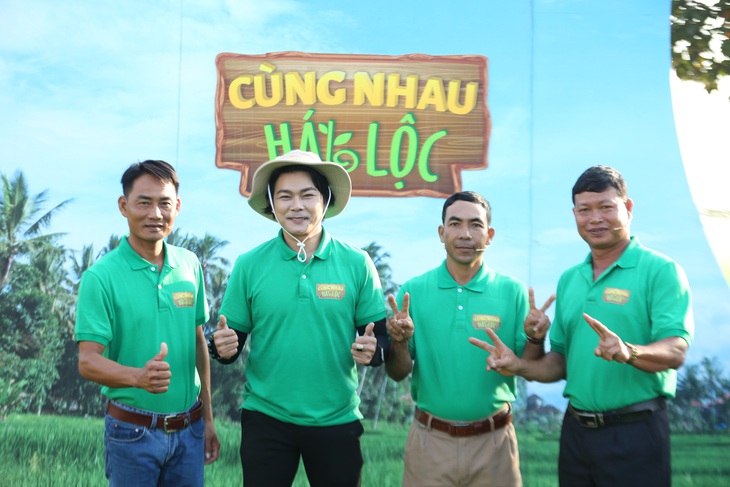 Cùng nhau hái lộc - sân chơi mới cho nông dân miền Tây - Ảnh 2.