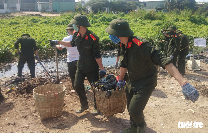 Cải tạo lưới điện, tuyên truyền phòng chống cháy nổ cho bà con - Ảnh 2.