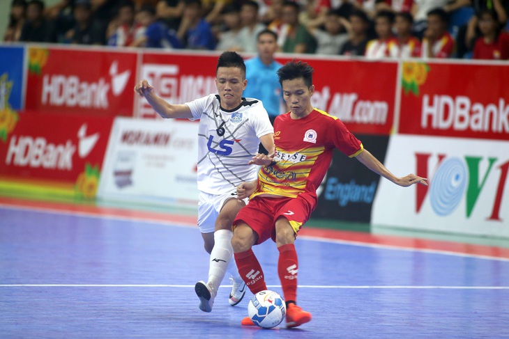 Hoãn Giải futsal VĐQG 2020, vòng 2 V-League 2020 tiếp tục thi đấu  trên sân không khán giả - Ảnh 1.