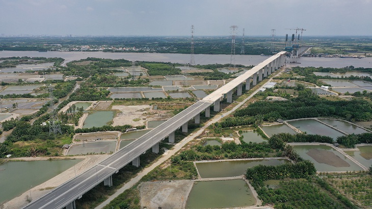 Chủ tịch TTC Đặng Văn Thành: Đóng, ngắt cầu dao điện thời COVID-19 - Ảnh 1.