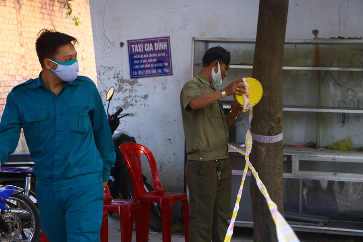 Bình Dương: Học sinh nghỉ chưa rõ ngày trở lại trường, cơ sở giải trí đóng cửa - Ảnh 1.