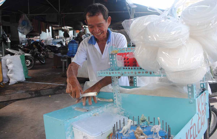 Đi tìm miền Tây yêu dấu - Kỳ 2: Leng keng... kẹo kéo, kem cây - Ảnh 1.