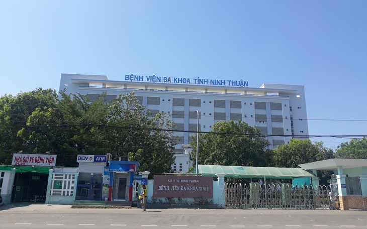 Bệnh nhân 61 và 67 ở Ninh Thuận đã âm tính lần 1 với SARS-CoV-2