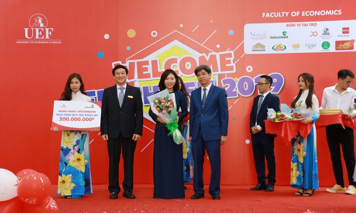 Trường đại học mở cửa bằng nhiều chính sách học bổng tuyển sinh 2020 - Ảnh 1. Trường đại học mở cửa bằng nhiều chính sách học bổng tuyển sinh 2020 - Ảnh 1.