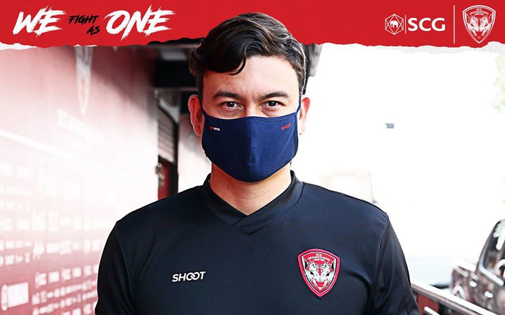 Muangthong United dùng Văn Lâm làm 