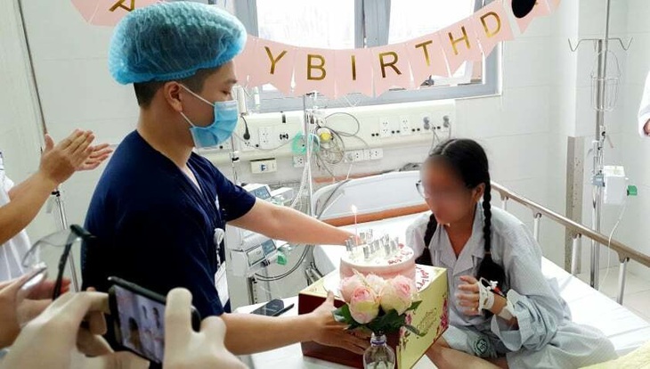 Ổ dịch Bạch Mai cơ bản đã được kiểm soát? - Ảnh 1. Ổ dịch Bạch Mai cơ bản đã được kiểm soát? - Ảnh 1.