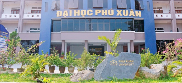 Một đại học dừng đào tạo tập trung hết tháng 8 vì corona - Ảnh 1.