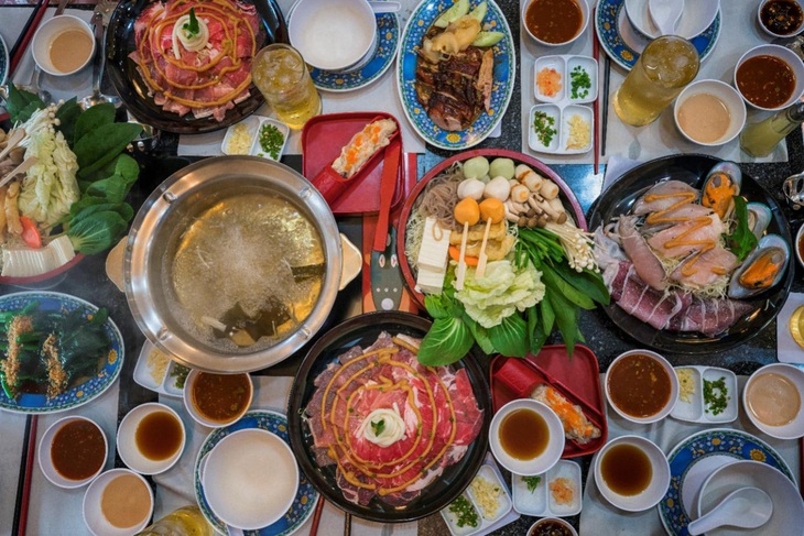 Dù ăn hàng quán hay cơm nhà, chấm riêng vẫn hơn - Ảnh 1. Dù ăn hàng quán hay cơm nhà, chấm riêng vẫn hơn - Ảnh 1.
