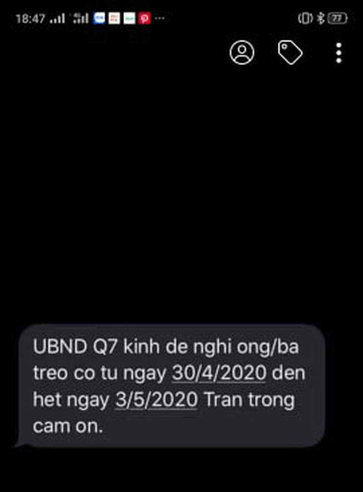 UBND quận 7 bác bỏ việc nhắn tin đề nghị người dân treo co, đề nghị công an làm rõ - Ảnh 1.