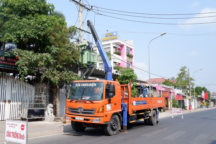 EVNHCMC đảm bảo cấp điện cho thành phố phòng chống dịch COVID-19 - Ảnh 7.