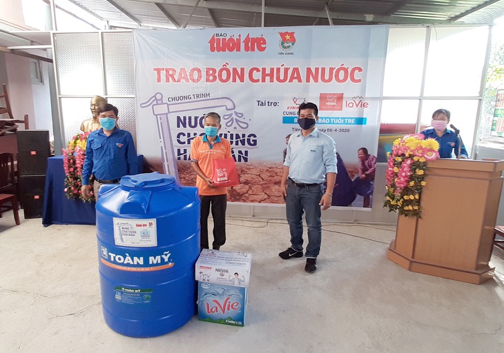 Nghe được tặng bồn nước đêm qua tui không ngủ được - Ảnh 3.