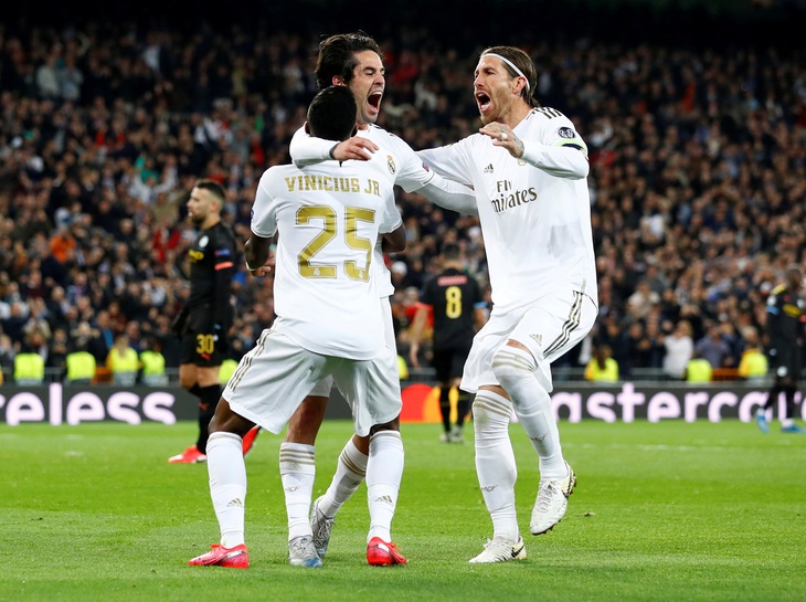 Cầu thủ Real Madrid đồng ý giảm lương vì COVID-19 - Ảnh 1. Cầu thủ Real Madrid đồng ý giảm lương vì COVID-19 - Ảnh 1.