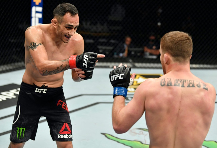 Tony Ferguson chấn thương nghiêm trọng sau trận MMA đáng chú ý trong mùa dịch - Ảnh 2.