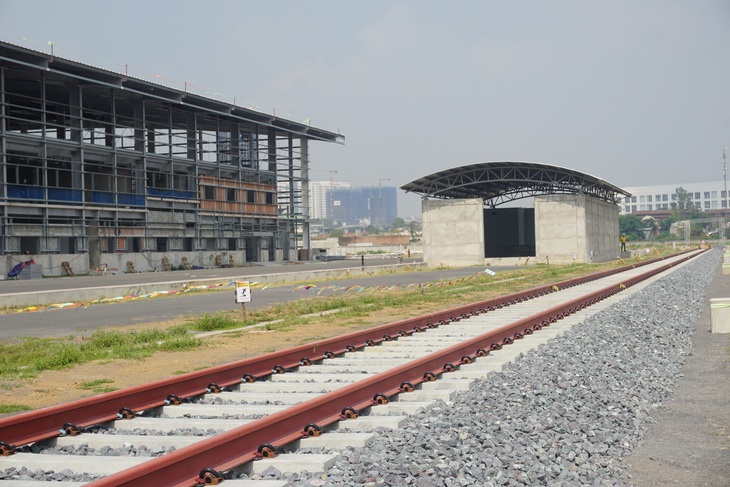 Nhà thầu Hàn Quốc ở tuyến metro số 1 rút yêu cầu thanh toán để đàm phán lại - Ảnh 1.