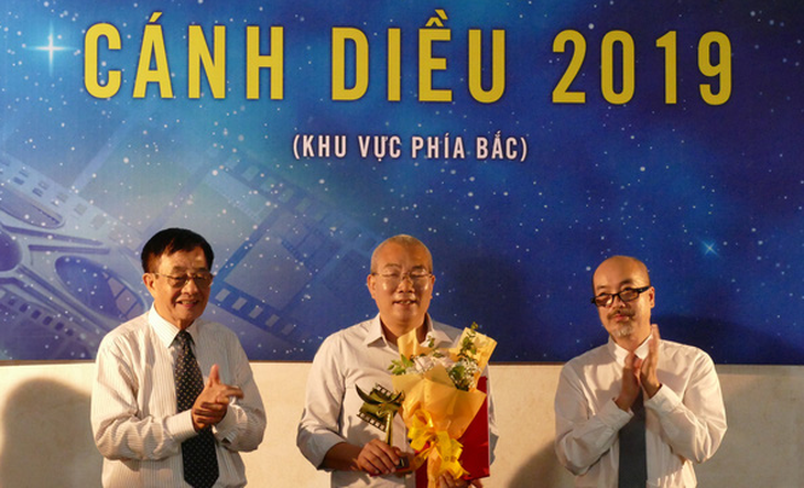 Cát Phượng, Hồng Diễm - hai nữ diễn viên chính xuất sắc nhận giải Cánh diều 2020 - Ảnh 1.