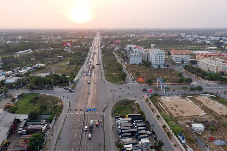 Thời điểm vàng cho nhà đầu tư bất động sản tại khu Tây Sài Gòn - Ảnh 1.