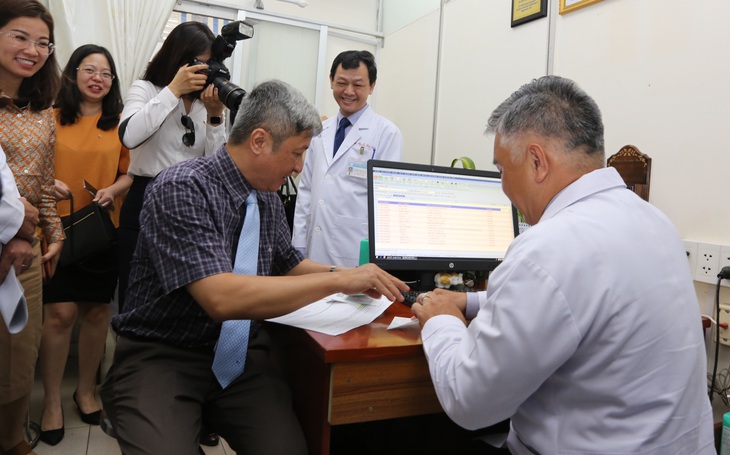 Tái khám ở Bệnh viện Chợ Rẫy không cần mang theo giấy tờ