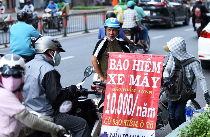 Bảo hiểm xe máy: Giảm thủ tục, tăng bồi thường  - Ảnh 1.