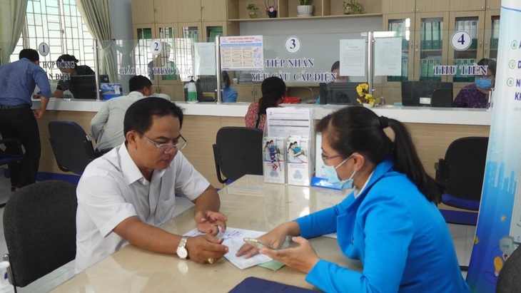 Người dân miền Nam sử dụng điện được gì khi giao dịch điện tử? - Ảnh 1. Người dân miền Nam sử dụng điện được gì khi giao dịch điện tử? - Ảnh 1.