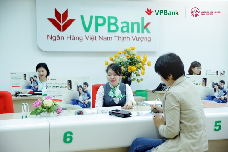 Lợi ích vàng của ‘cuộc hôn phối’ bancassurance - Ảnh 3.