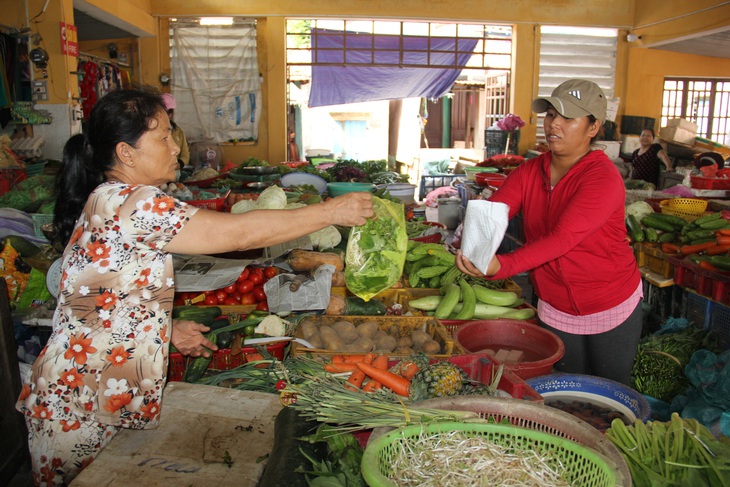 Đà Nẵng sẽ thí điểm mô hình chợ đô thị không sử dụng túi nilông - Ảnh 1.