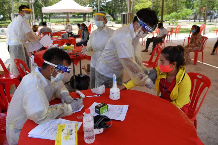 Campuchia lùi thời gian mở cửa trường học đến cuối năm nay - Ảnh 1. Campuchia lùi thời gian mở cửa trường học đến cuối năm nay - Ảnh 1.