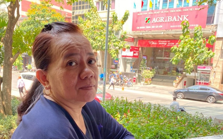Vụ bỗng dưng bị ngân hàng 
