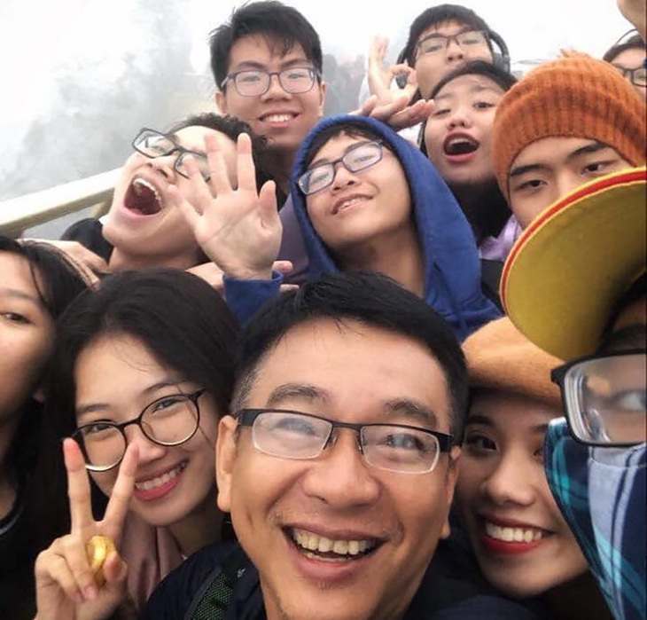 ‘Cô gái vàng trong làng lãnh đạo’… đi vào lời phê của thầy giáo - Ảnh 7. ‘Cô gái vàng trong làng lãnh đạo’… đi vào lời phê của thầy giáo - Ảnh 7.