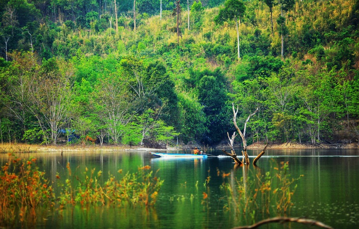 Làng chài Momray bình yên giữa đại ngàn - Ảnh 7.