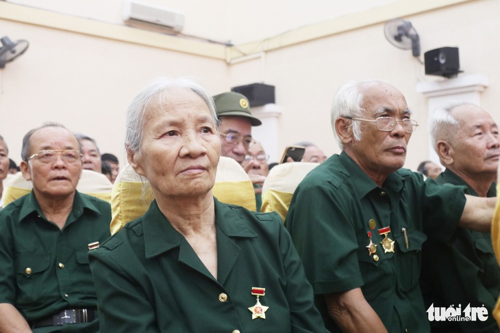 Xây bia tưởng niệm 98 thanh niên hi sinh ở cống Hiệp Hòa năm 1978 - Ảnh 2. Xây bia tưởng niệm 98 thanh niên hi sinh ở cống Hiệp Hòa năm 1978 - Ảnh 2.