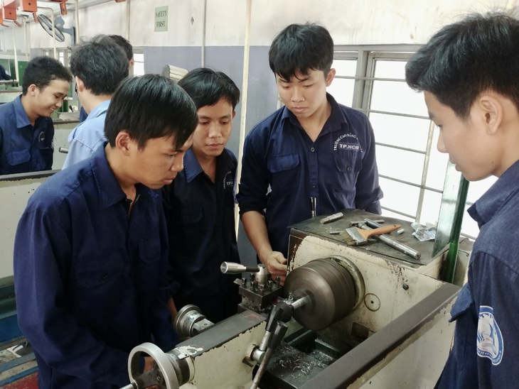 Tài trợ học bổng cho học sinh học nghề - Ảnh 1.