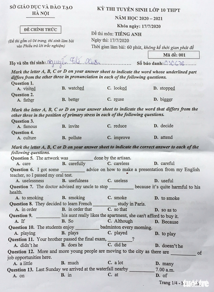Đề tiếng Anh thi lớp 10 Hà Nội dễ lấy điểm, thí sinh lo điểm chuẩn cao - Ảnh 1.
