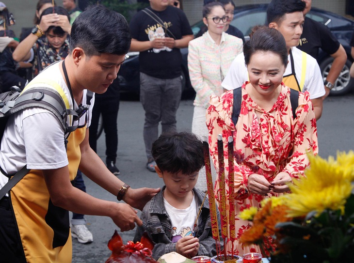 Nghệ sĩ Thanh Nam: Từ chủ tiệm bánh Bố là tất cả đến người bán Bánh mì ông Màu - Ảnh 5.