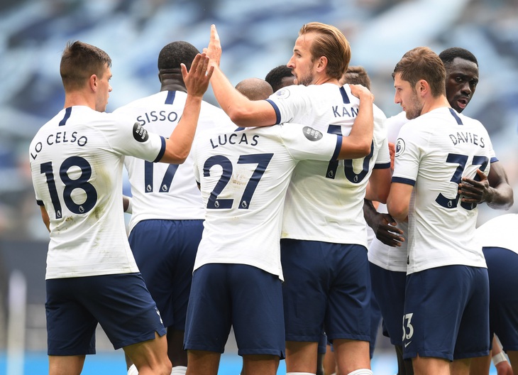 Thảm bại trước Tottenham, Leicester gặp khó trong cuộc đua vào tốp 4 - Ảnh 3.